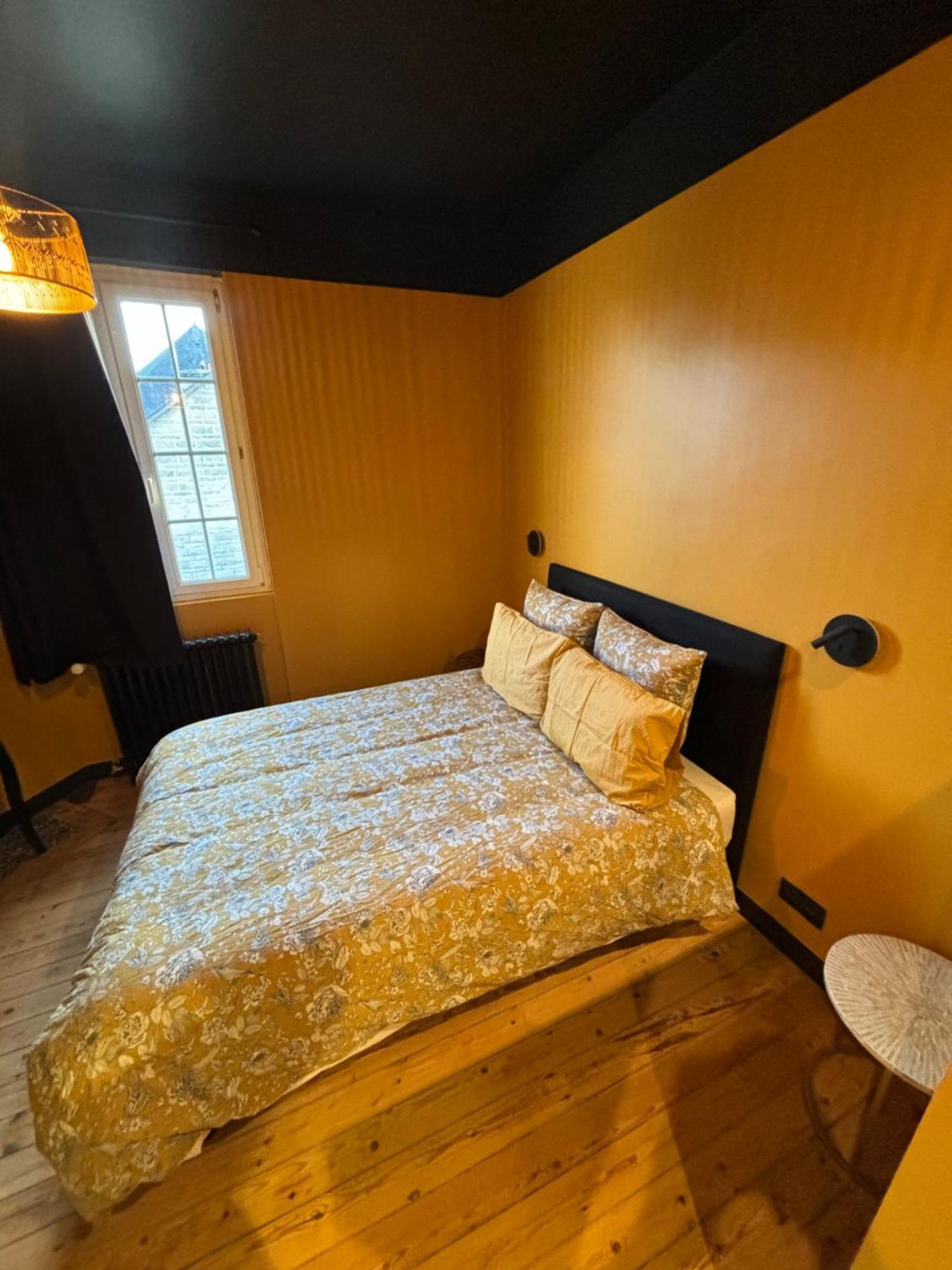 Bed and Breakfast La Hacienda Negra Saint-Jouan-des-Guérets Esterno foto